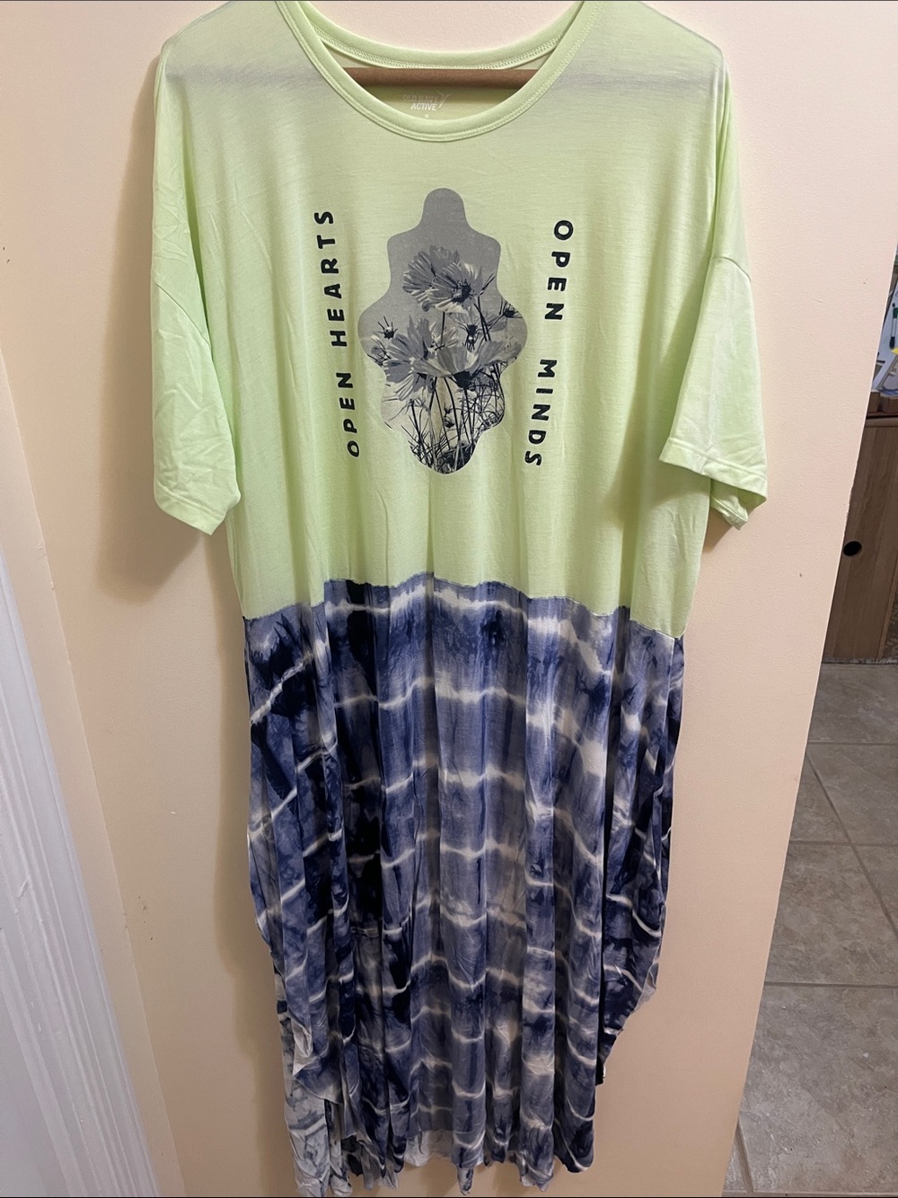 Womens Tie-Dye Graphic Short-Sleeve Maxi-T - Light Green & Navy